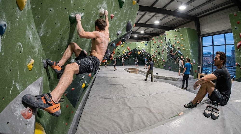 rock climbing shoes mens