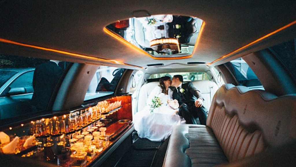 Why-You-Should-Pick-Limo-Service-for-Your-Wedding-on-icontentmart
