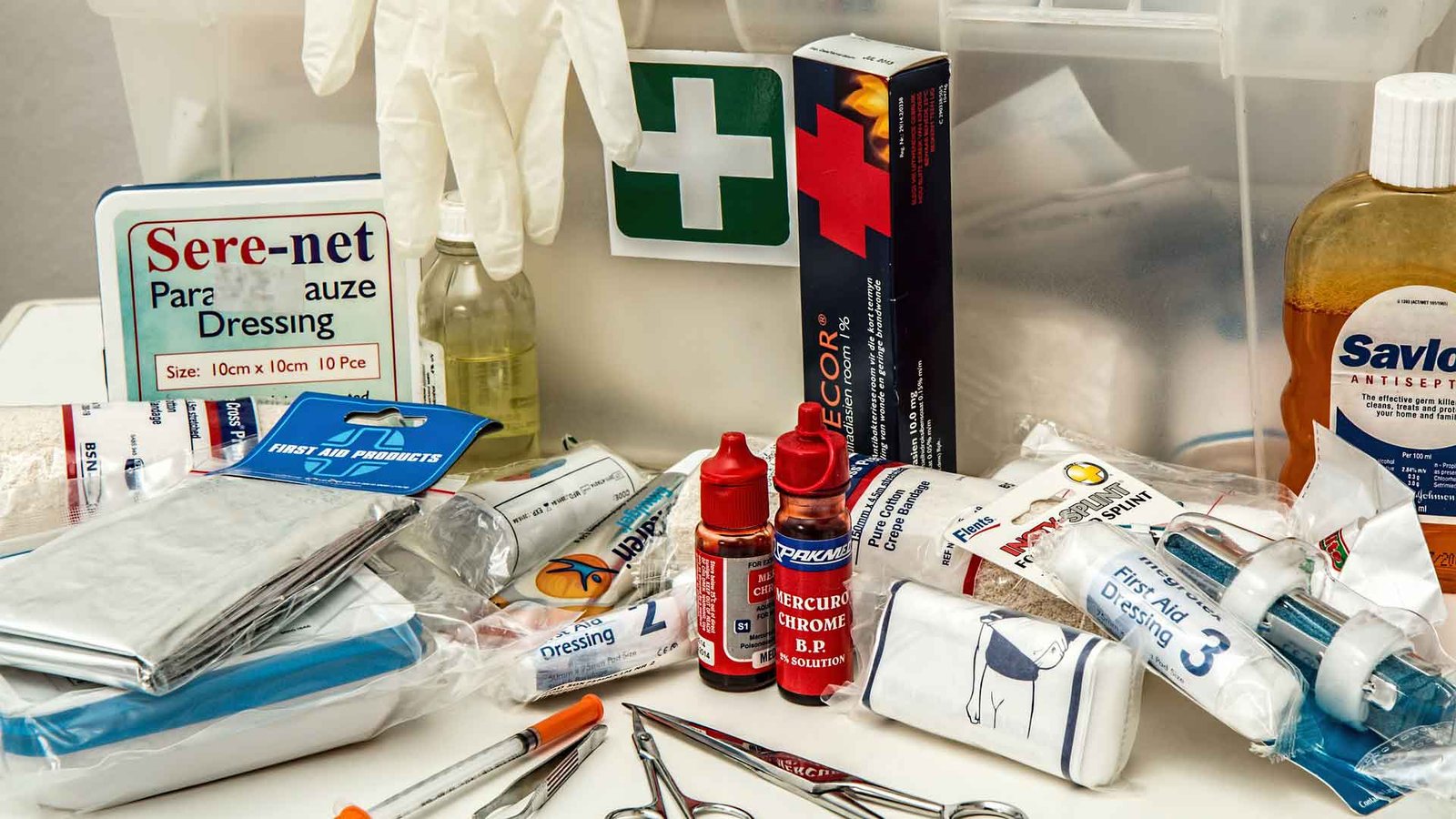 First-Aid-Kit-Ways-to-Select-Necessary-Items-for-You--on-iContentMart