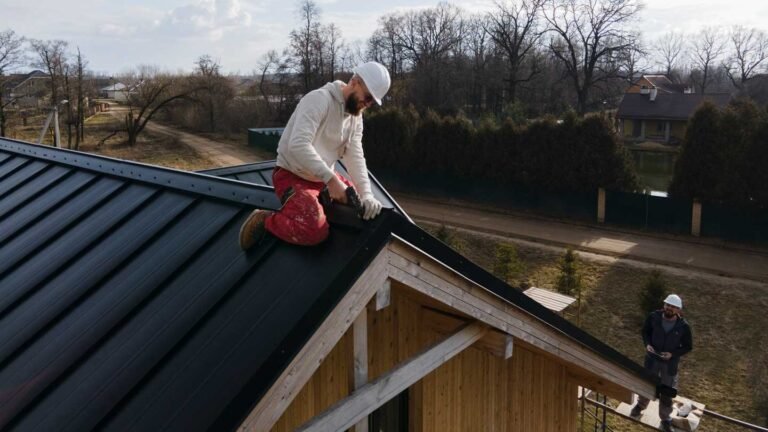 Roofing-Safety-Tips-What-Every-Homeowner-Should-Know-on-icontentmart