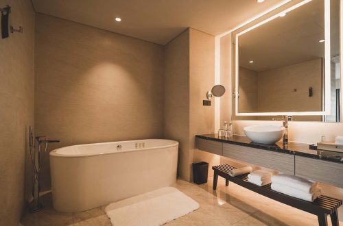 Why Walk In Tubs Installation Enhances Accessibility Luxury And Daily Comfort on icontentmart